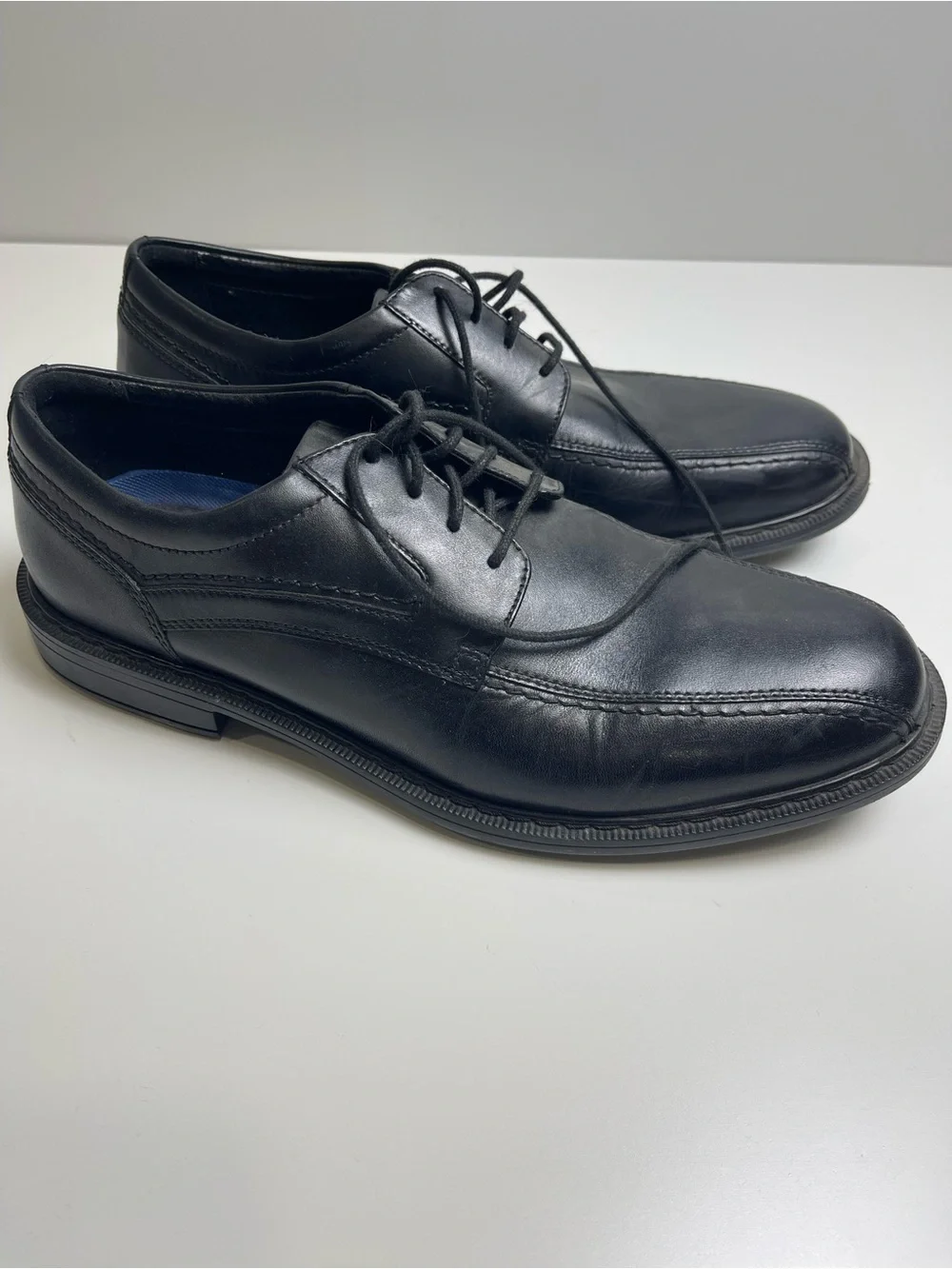 Rockport Black Leather Lace-Up Oxfords men’s size 9.5